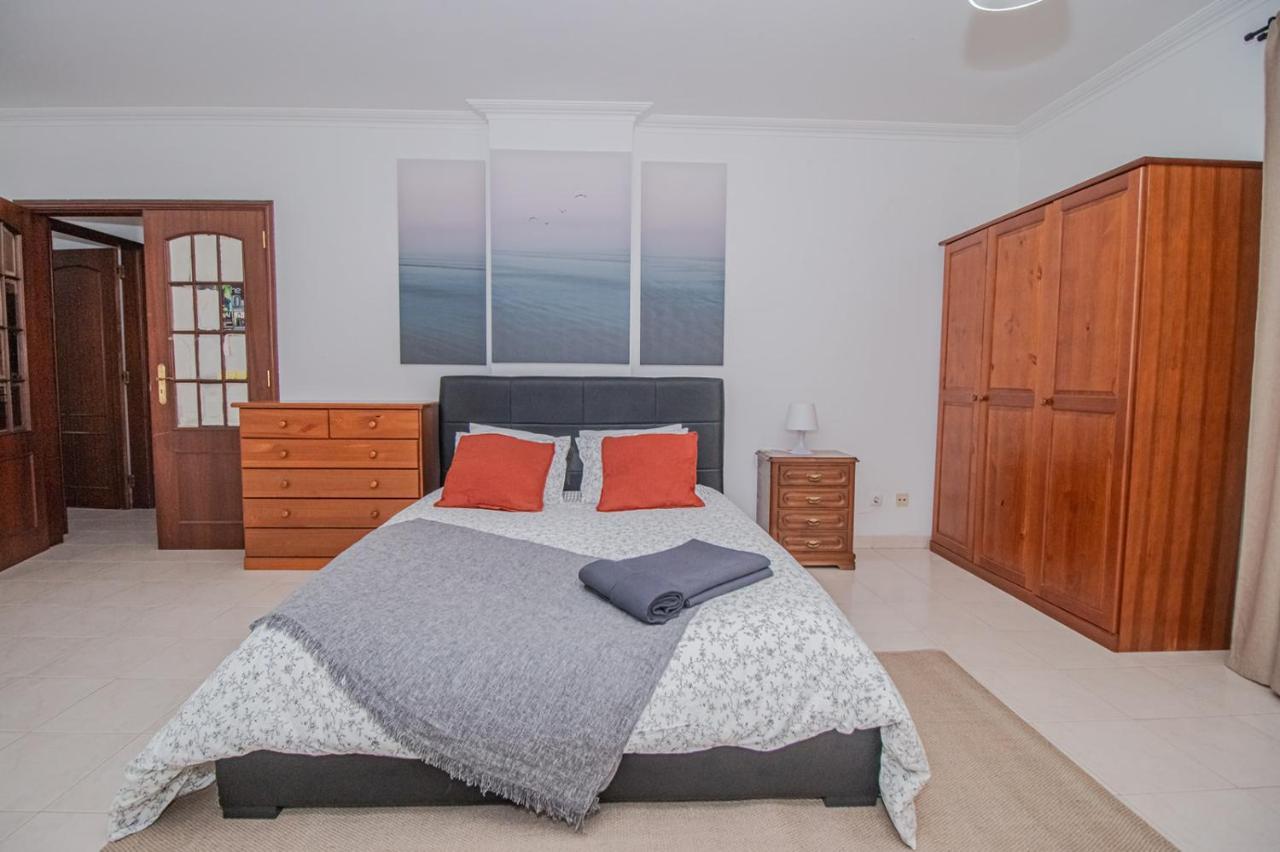 Charming Private Rooms In An Apartment A2 Penha - Фару Экстерьер фото